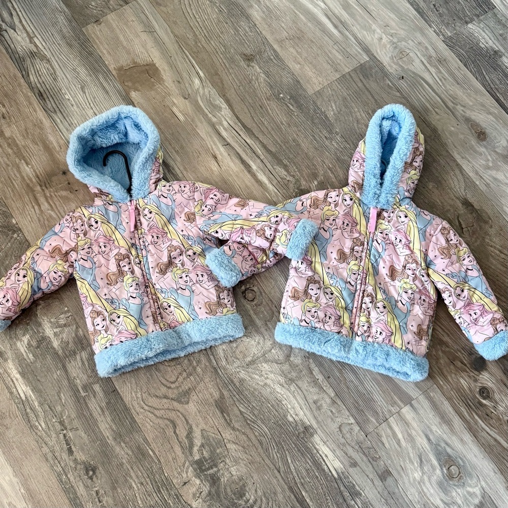 Twin SET of 2 Reversible Disney Princess Winter Coats Zip Up Hoodie Pink & Blue